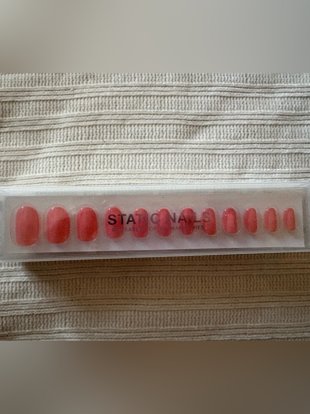 Static Nails  Press-On Nails in Coral Pink Hot Girl Summer Round